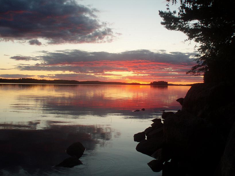 Auringonlasku Käenniemestä