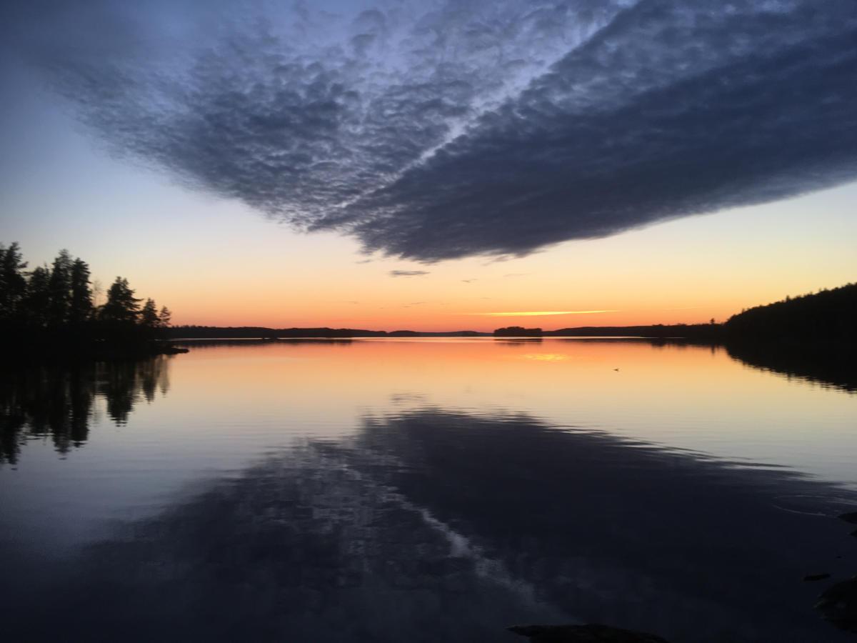 Vesijako by night - Löyttyniemi